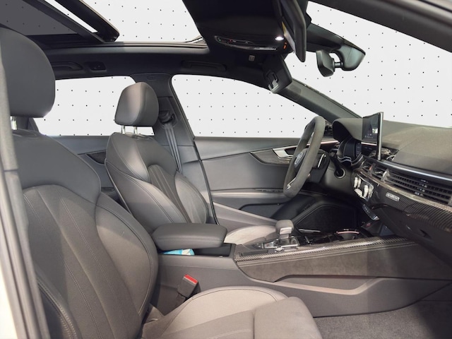 Audi RS4 Avant Quattro