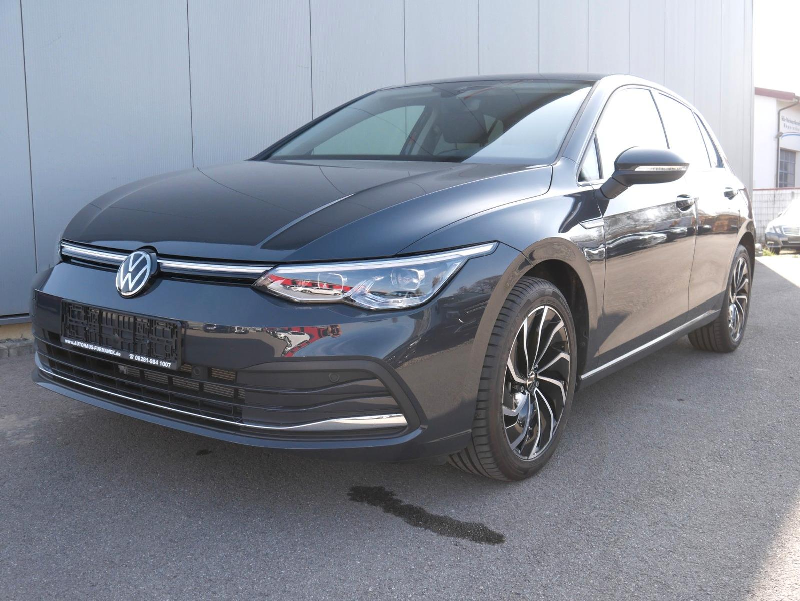 Volkswagen Golf 1.5 eTSI Golf VIII Style