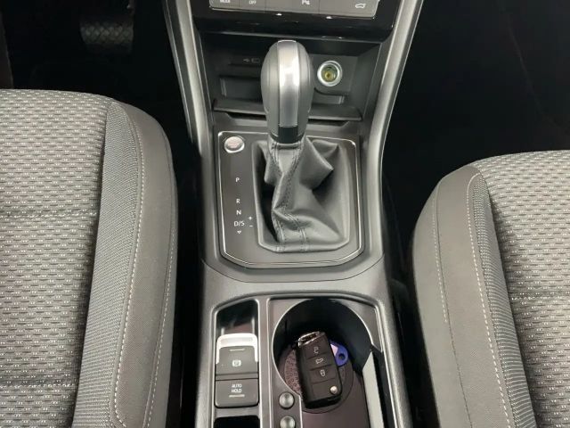 Volkswagen Touran 1.5 TSI DSG R-Line
