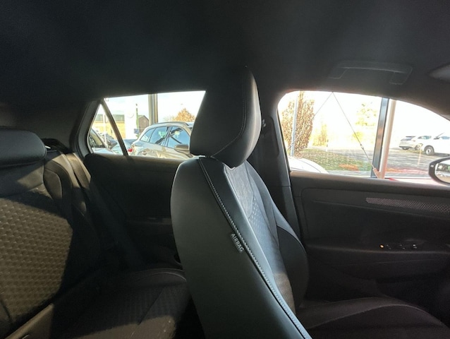 Volkswagen T-Roc 1.5 eTSI DSG IQ.Drive