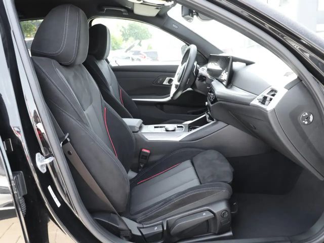 BMW 320 320d M-Sport Sedan xDrive