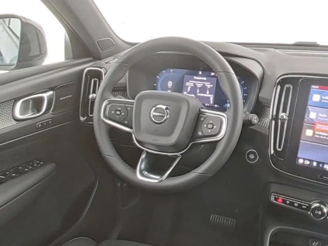 Volvo XC40 Dark Plus