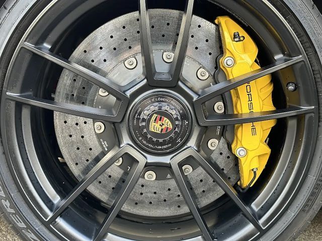 Porsche 911 Carrera Coupé GTS