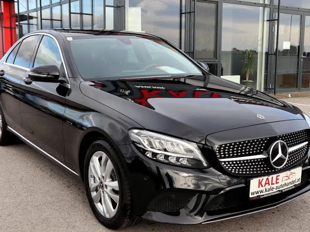 Mercedes-Benz C 300 AVANTGARDE Sedan