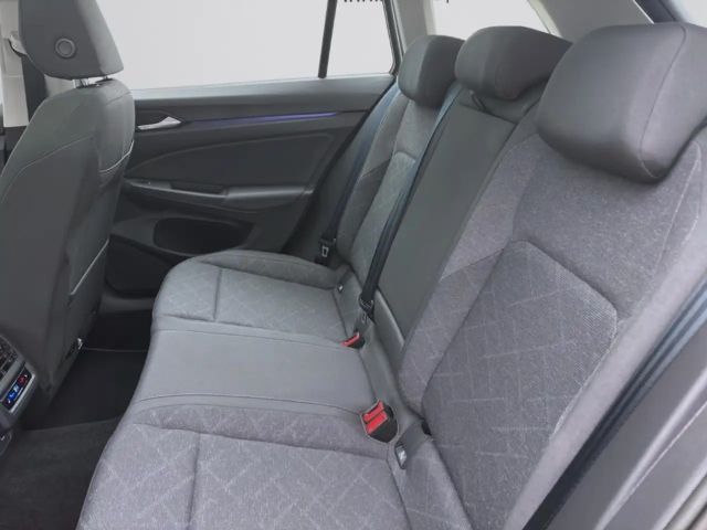 Volkswagen Golf 1.0 TSI IQ.Drive Life Variant