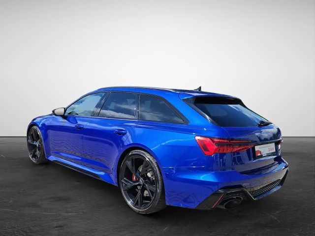 Audi RS6 Avant Quattro