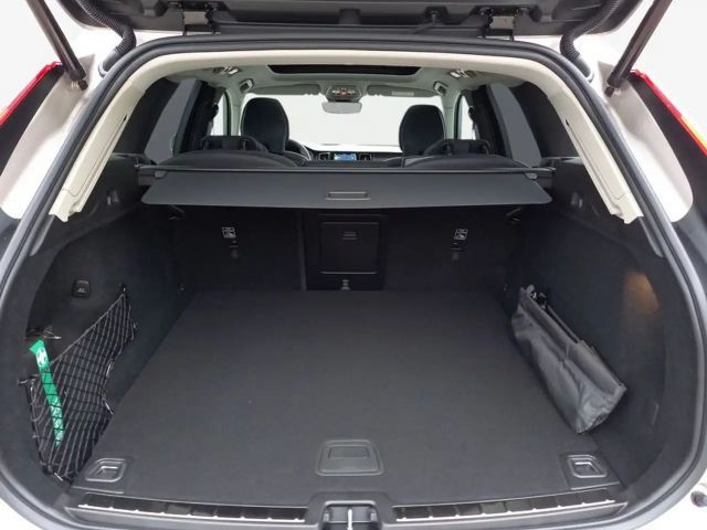 Volvo XC60 AWD Bright Plus Recharge T6