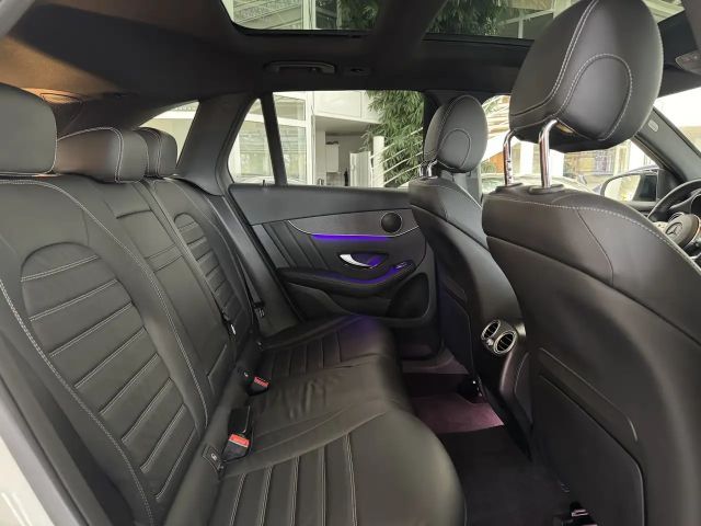 Mercedes-Benz GLC 300 4MATIC AMG Line