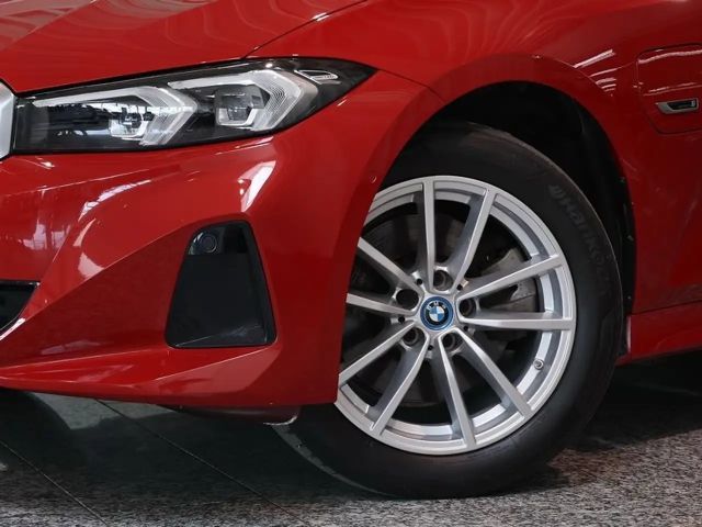 BMW 320 320e Touring