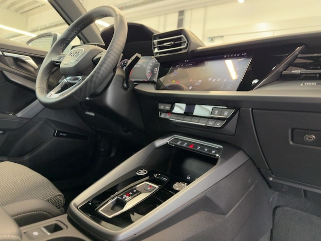 Audi A3 35 TFSI S-Line S-Tronic Sportback