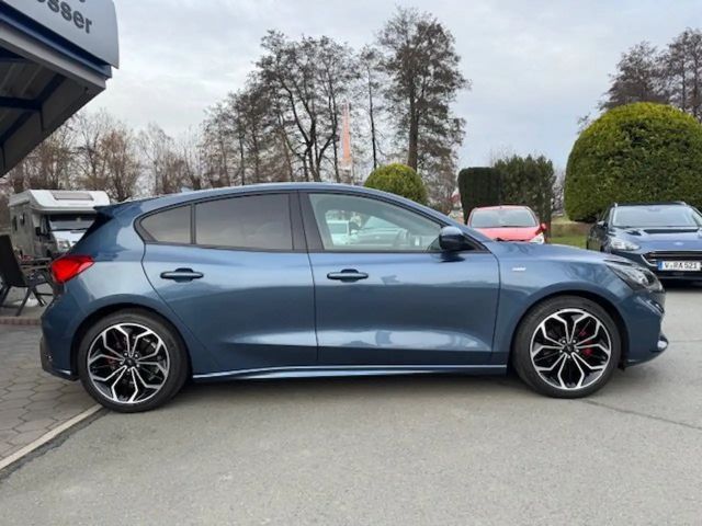 Ford Focus ST Line