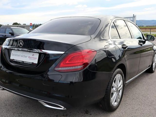Mercedes-Benz C 300 AVANTGARDE Sedan