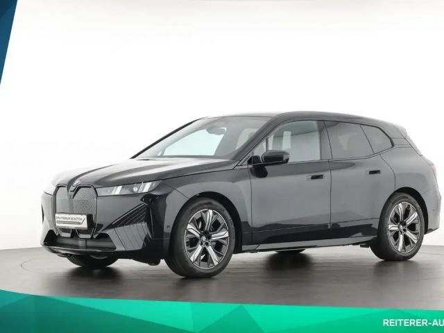 BMW iX xDrive45