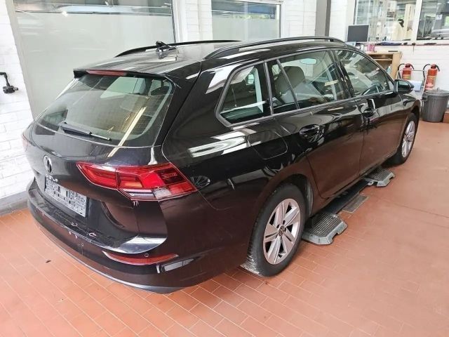 Volkswagen Golf 1.5 TSI Business Life Variant