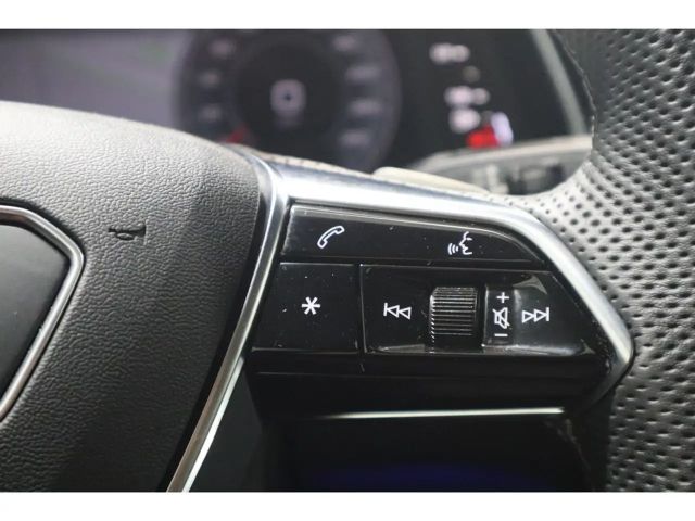 Audi A6 45 TFSI Avant S-Line