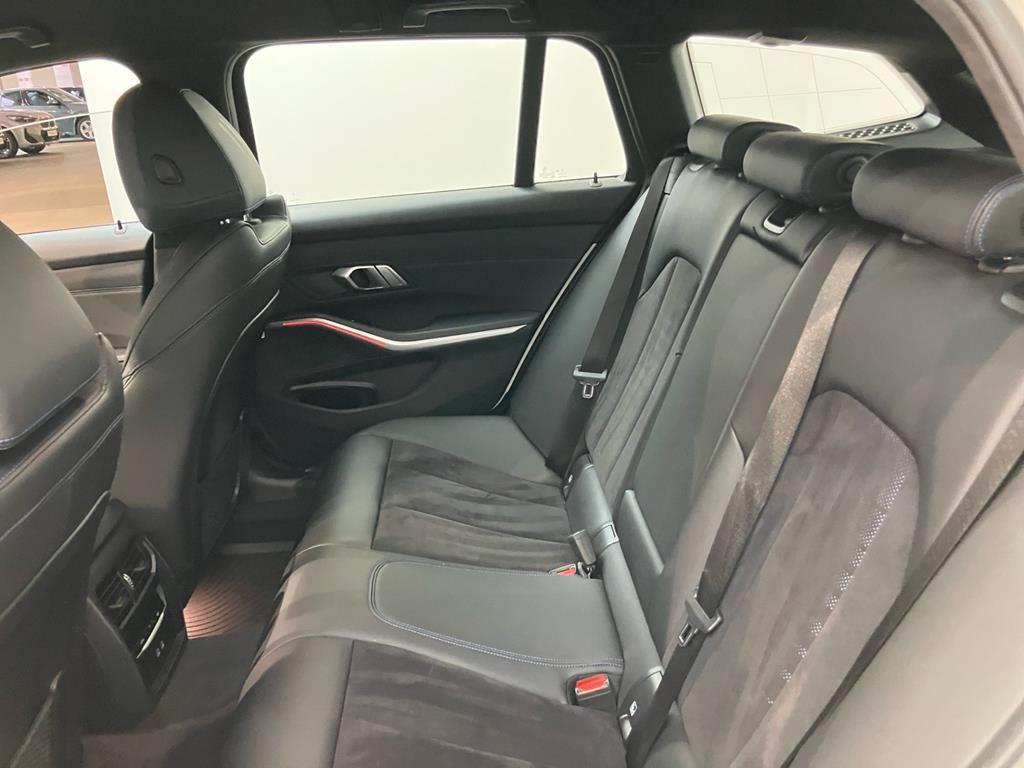 BMW 320 320i Touring