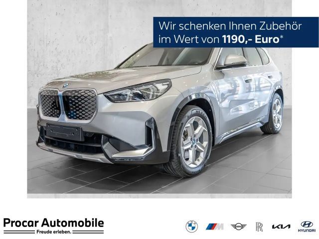 BMW iX1 xDrive30