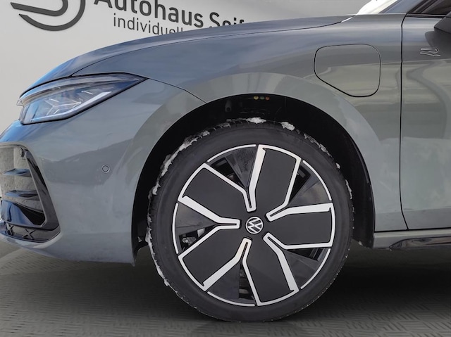 Volkswagen Passat DSG R-Line eHybrid