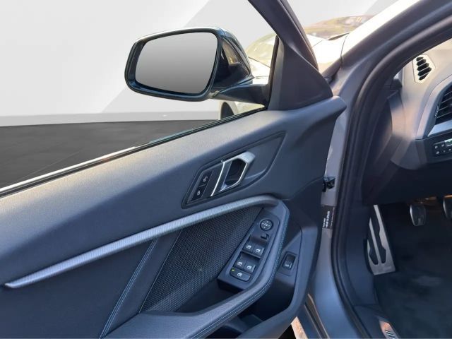 BMW 118 118i M-Sport Sedan