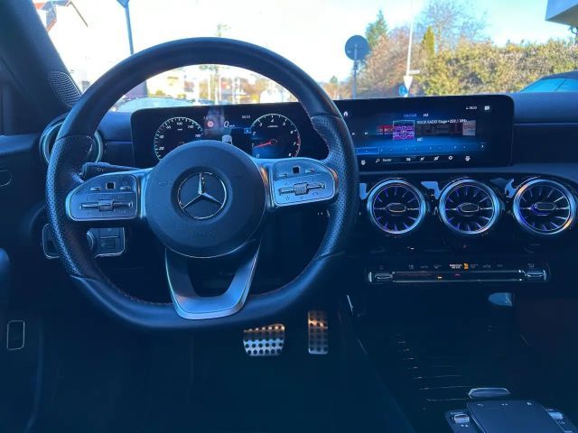 Mercedes-Benz A 200 AMG Line