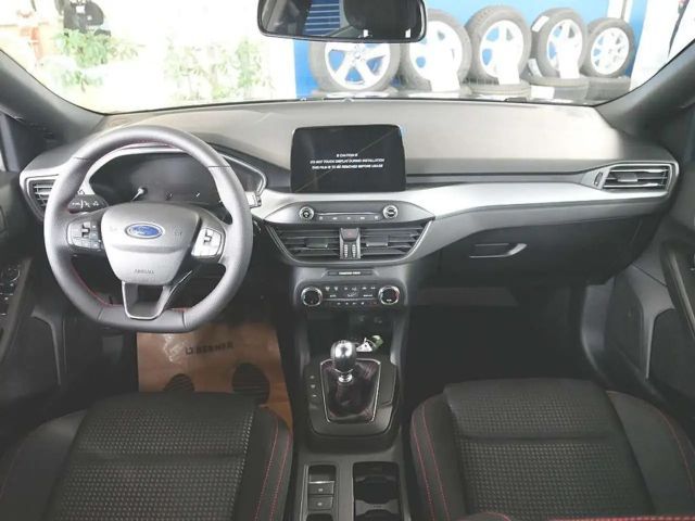 Ford Focus EcoBoost ST Line Style