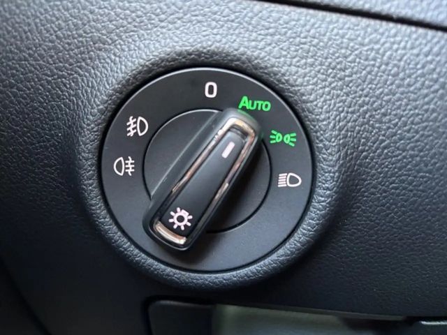 Skoda Superb 2.0 TDI Combi Style Style