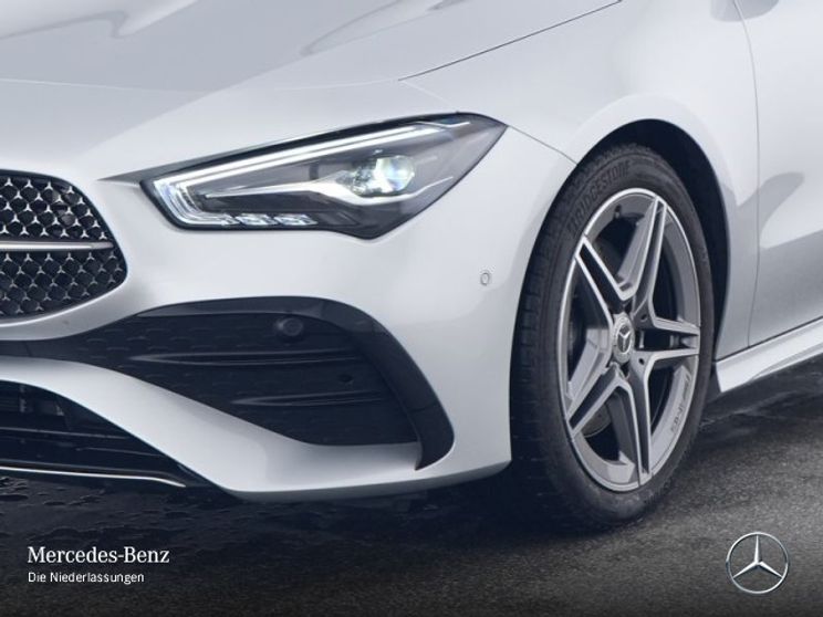 Mercedes-Benz CLA 200 AMG Line Shooting Brake