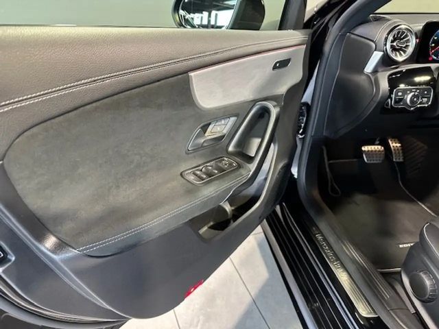 Mercedes-Benz A 250 AMG Line