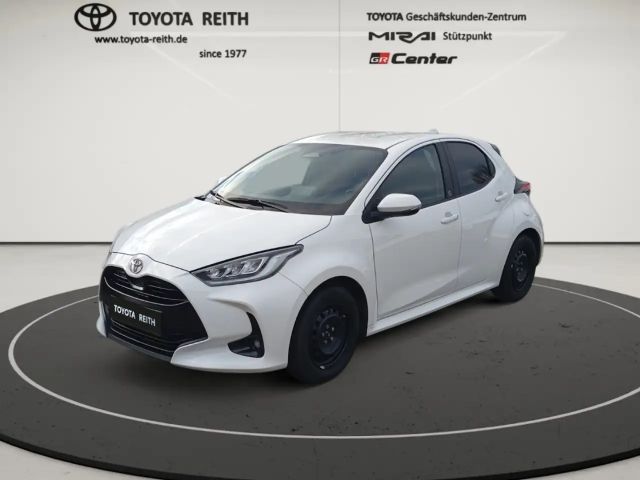 Toyota Yaris Hybride Team D