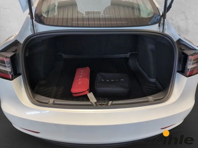 Tesla Model 3 Standard Range