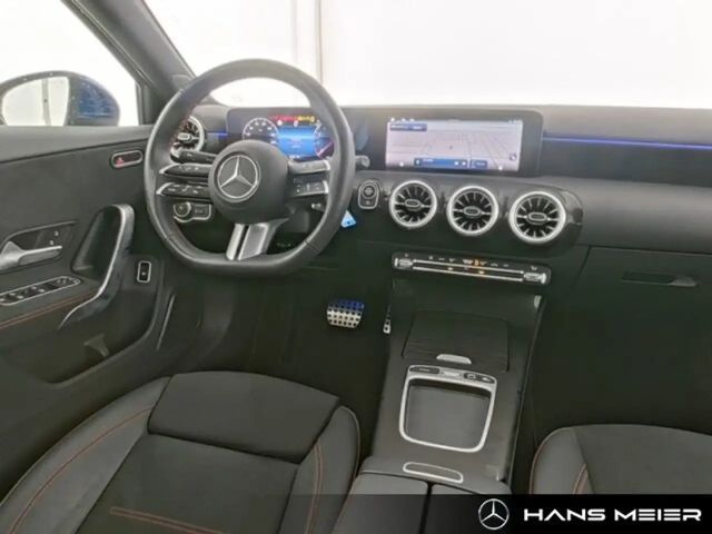 Mercedes-Benz A 200 AMG Line