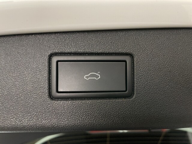 Volkswagen Tiguan 2.0 TSI DSG