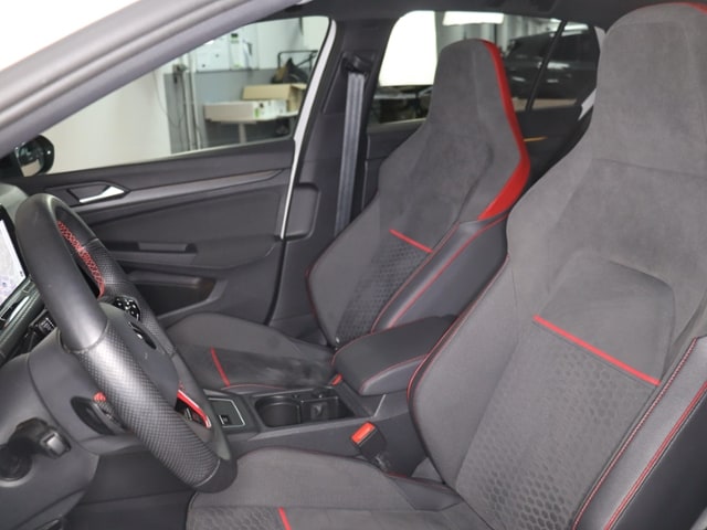 Volkswagen Golf 2.0 TSI DSG IQ.Drive Style