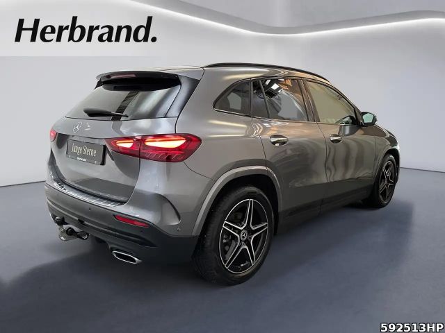 Mercedes-Benz GLA 200 AMG Line GLA 200 d