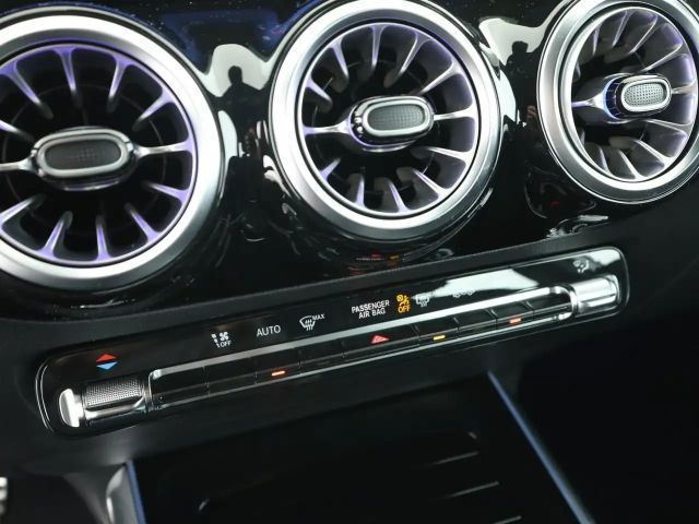 Mercedes-Benz B 200 AMG Line