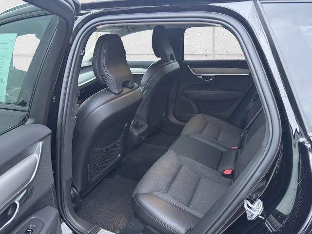 Volvo V90 Cross Country AWD