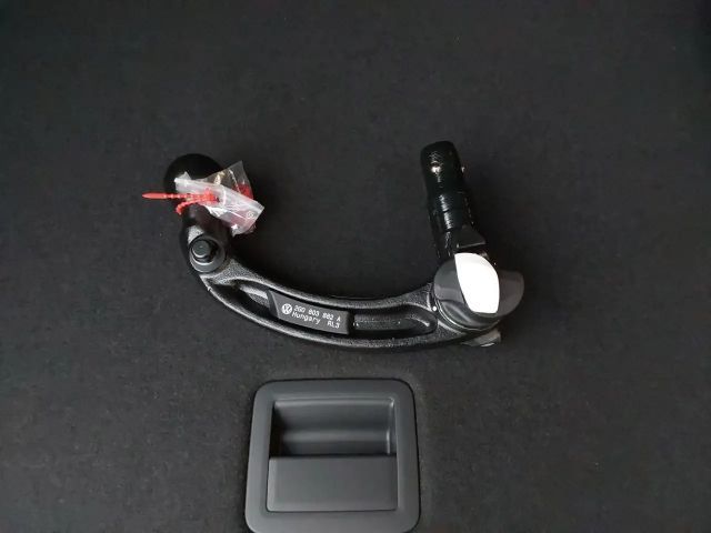 Volkswagen T-Cross Friends TSI