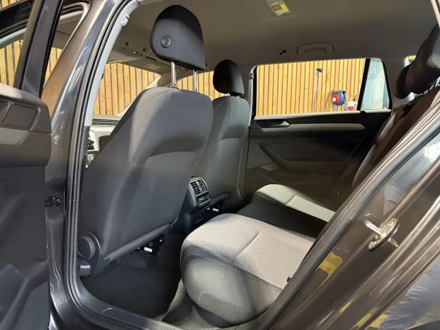 Volkswagen Passat DSG Variant