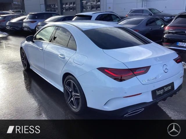 Mercedes-Benz CLA 200 AMG Line Coupé