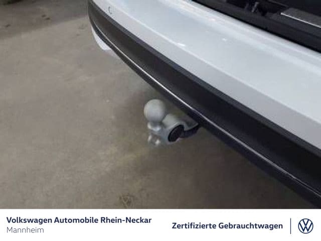 Volkswagen Passat 1.5 eTSI Business DSG Variant