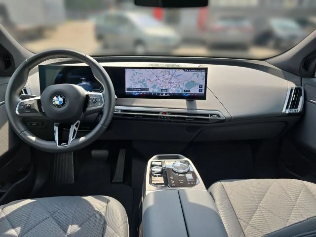 BMW iX xDrive50