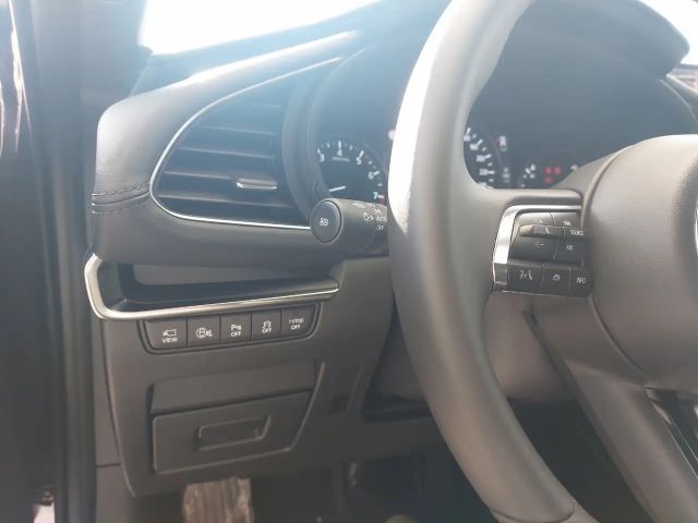 Mazda 3 Exclusive-line