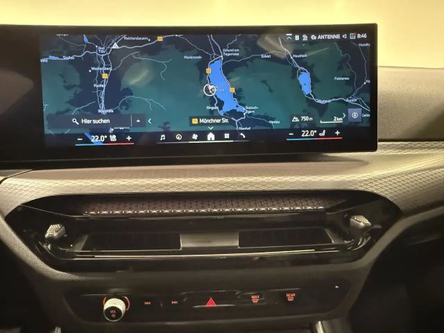 BMW 330 330d M-Sport Touring xDrive