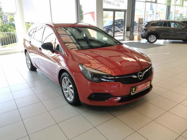 Opel Astra 1.5 CDTI 1.5 Turbo Elegance