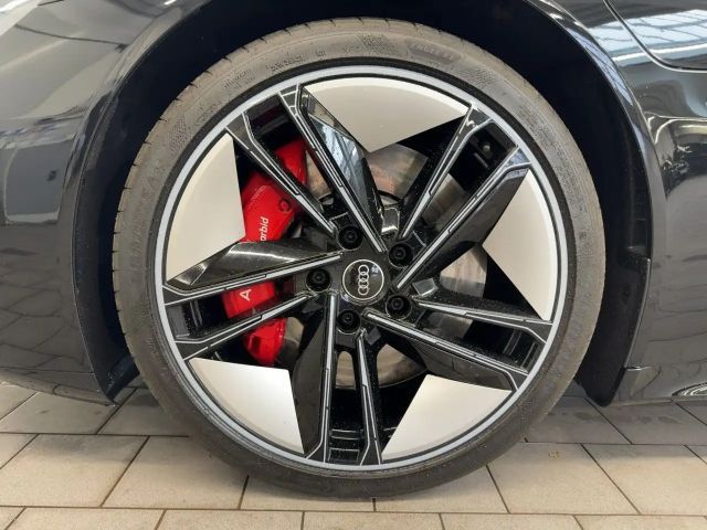 Audi e-tron GT Matrix B&O Pano Luft Kamera