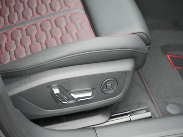 Audi A6 e-tron Avant Performance Quattro