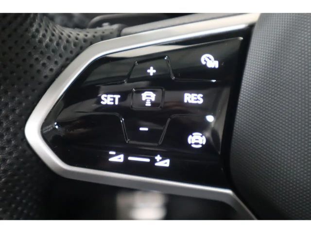 Volkswagen T-Roc 1.5 TSI Cabriolet R-Line