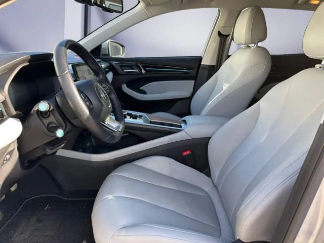 MG MG5 Luxury Standard range