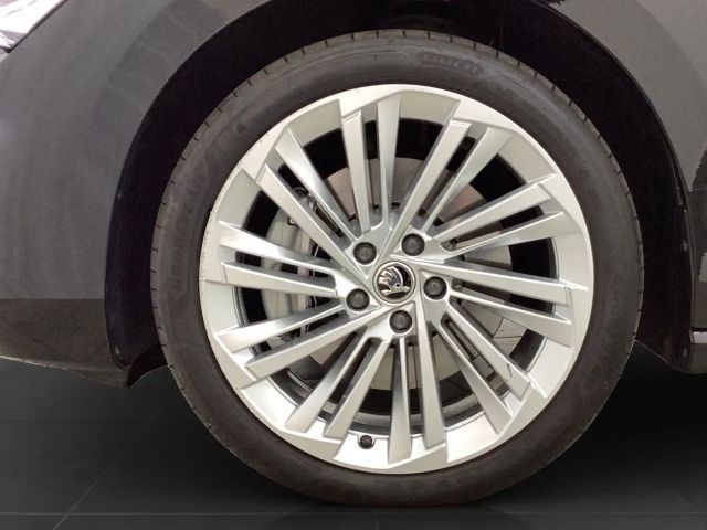 Skoda Superb Combi iV