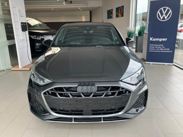 Audi A3 45 TFSI Hybride S-Line Sedan